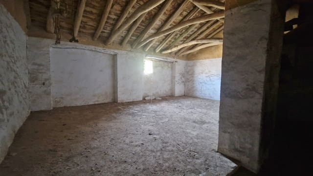 4 soveværelse Lejlighed til salg i Fornes - € 110.000 (Ref: 9838823)