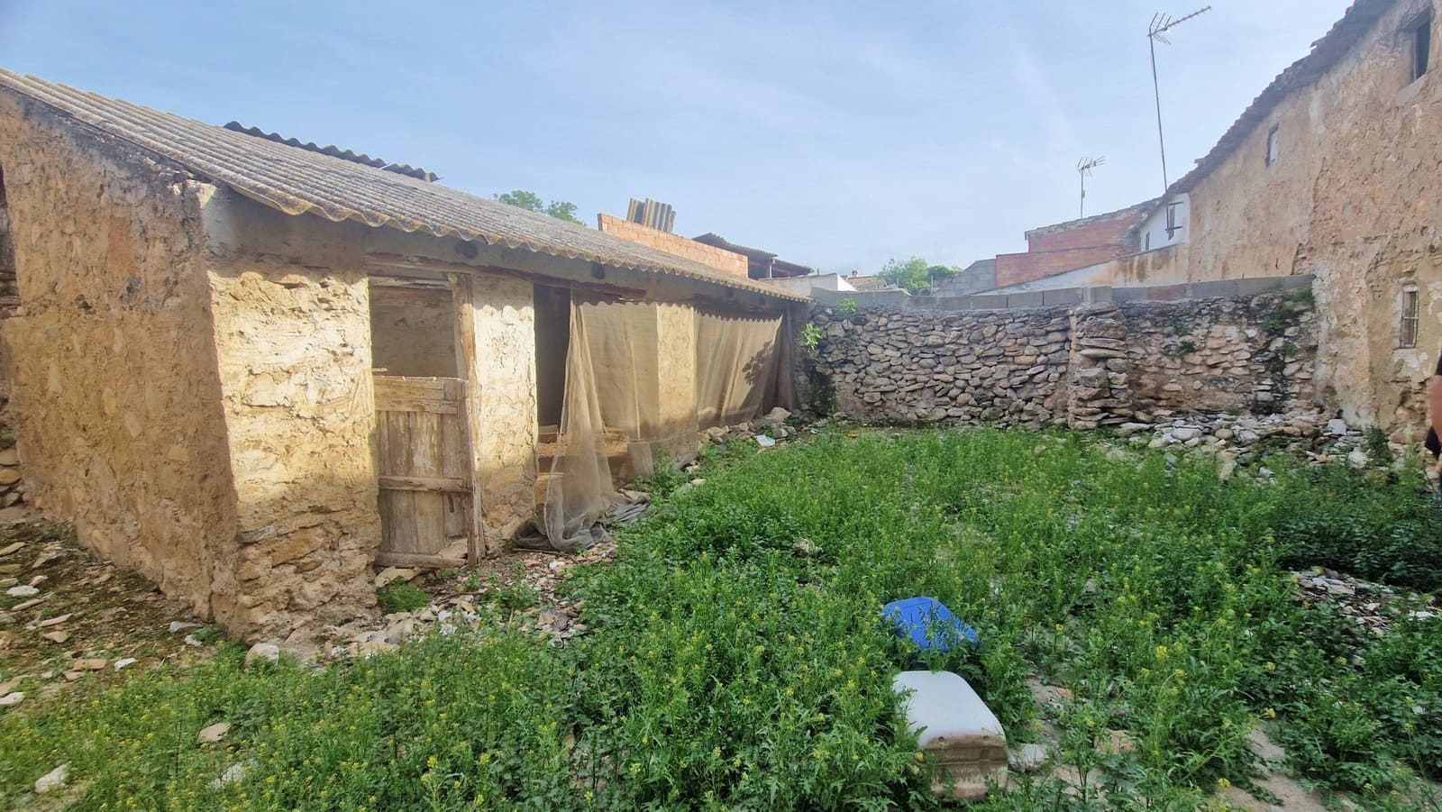 4 bedroom Apartment for sale in Fornes - € 110,000 (Ref: 9838823)