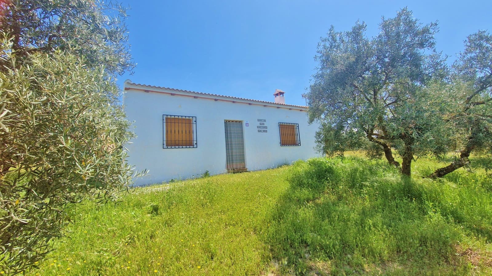 2 bedroom Finca/Country House for sale in Jayena with garage - € 165,000 (Ref: 9838824)