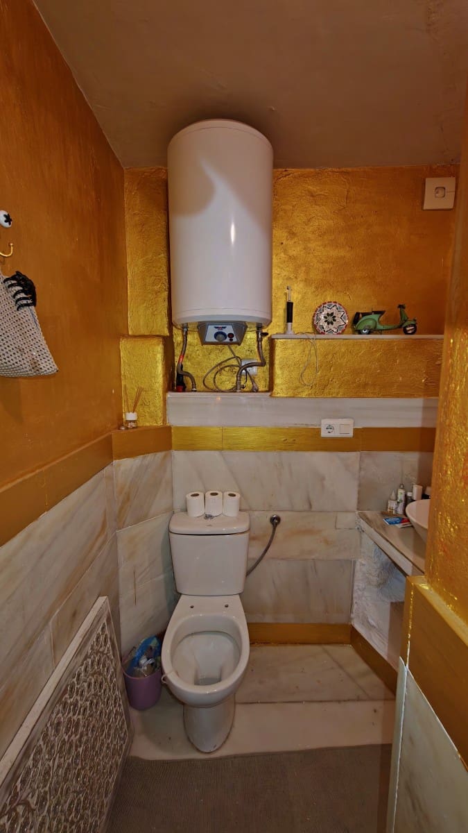 2 bedroom Townhouse for sale in Velez-Malaga - € 135,000 (Ref: 9838825)