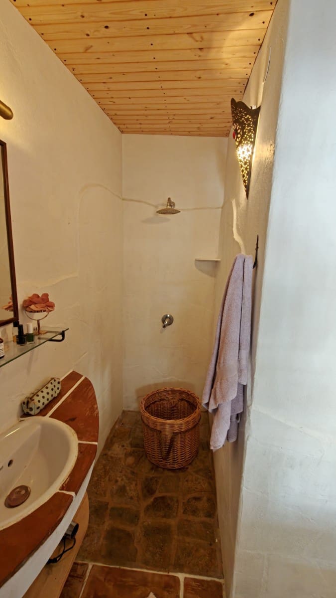 2 bedroom Townhouse for sale in Velez-Malaga - € 135,000 (Ref: 9838825)