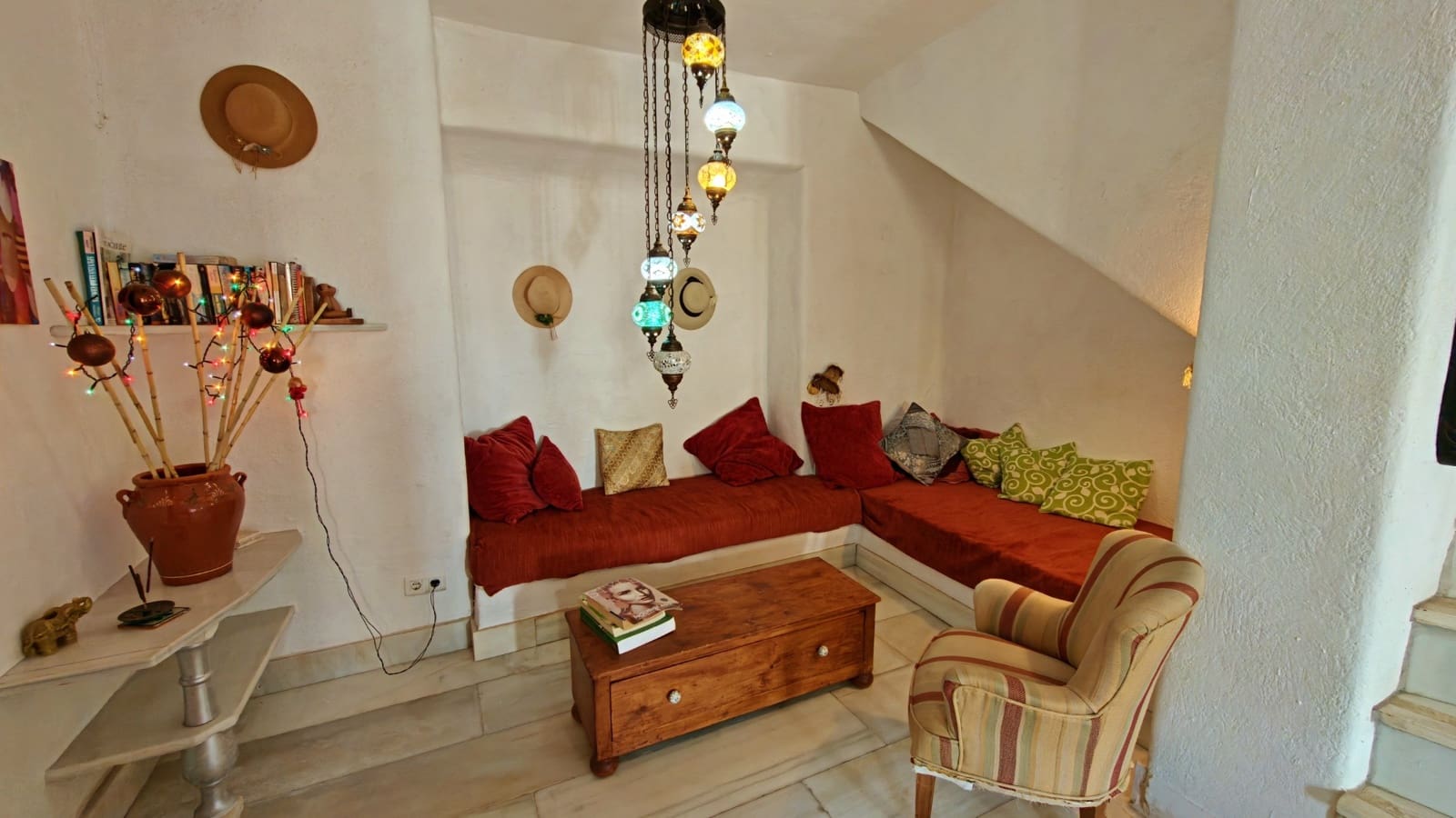 2 bedroom Townhouse for sale in Velez-Malaga - € 135,000 (Ref: 9838825)