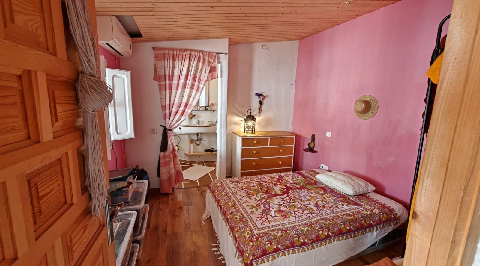 2 bedroom Townhouse for sale in Velez-Malaga - € 135,000 (Ref: 9838825)