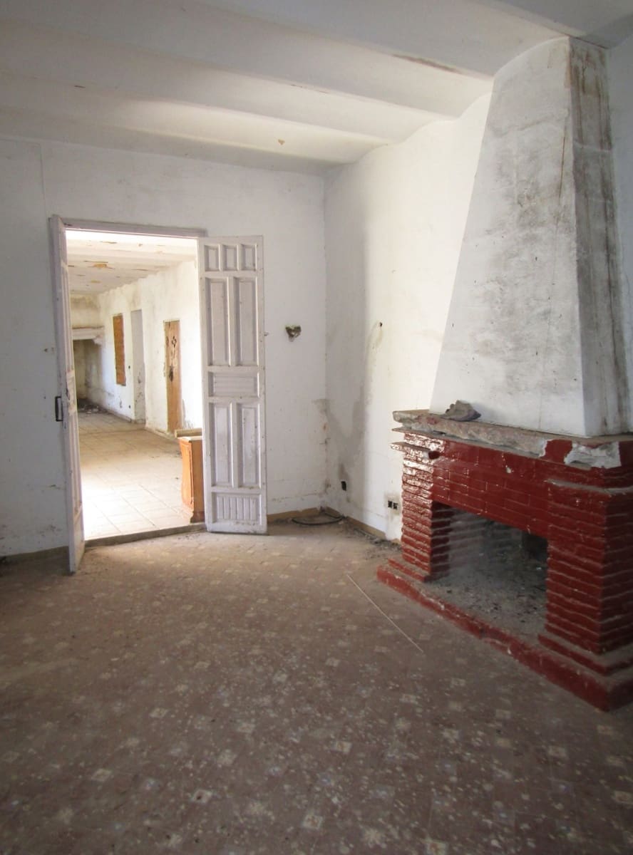 6 soveværelse Finca/Landehus til salg i Adamuz - € 250.000 (Ref: 9854712)