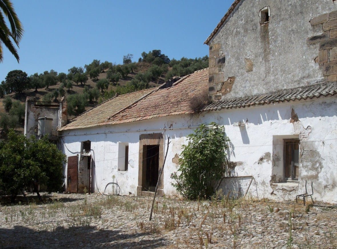 6 soveværelse Finca/Landehus til salg i Adamuz - € 250.000 (Ref: 9854712)