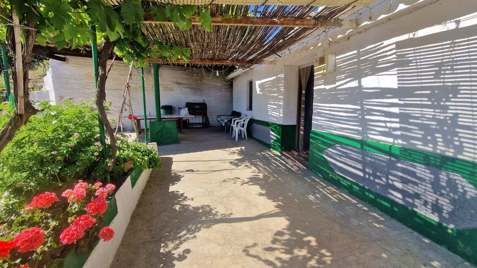 3 soveværelse Finca/Landehus til salg i Benamocarra med garage - € 265.000 (Ref: 9867950)