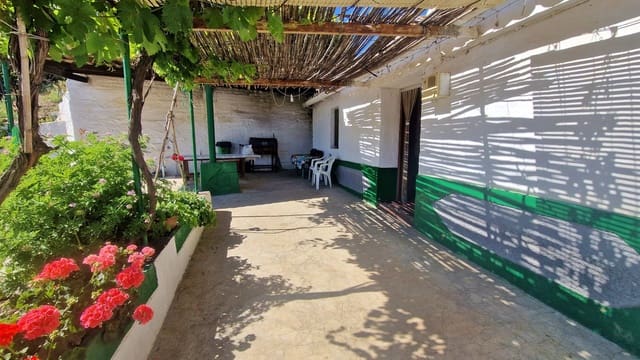 3 soveværelse Finca/Landehus til salg i Benamocarra med garage - € 265.000 (Ref: 9867950)