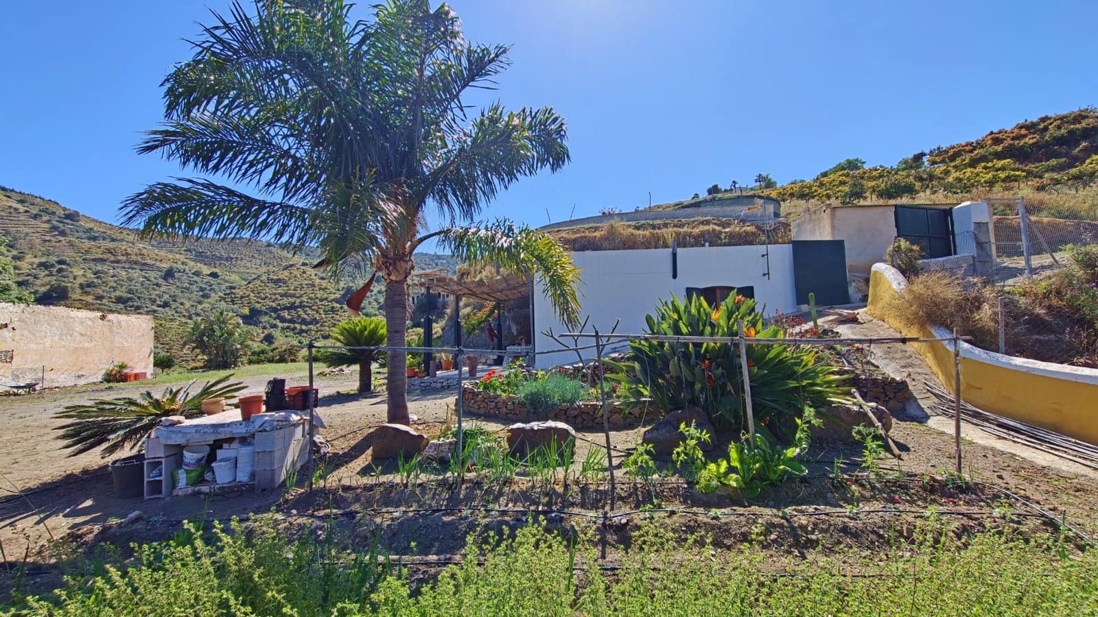 Finca/Casa Rural de 3 habitaciones en Frigiliana en venta con garaje - 365.000 € (Ref: 9898426)