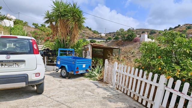 2 slaapkamer Finca/Landhuis te koop in Almáchar met zwembad garage - € 220.000 (Ref: 9909774)