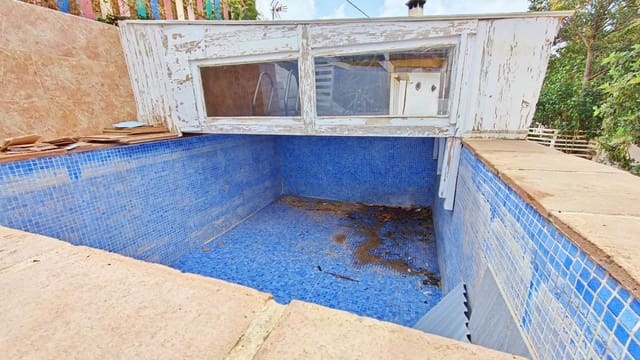 2 slaapkamer Finca/Landhuis te koop in Almáchar met zwembad garage - € 220.000 (Ref: 9909774)
