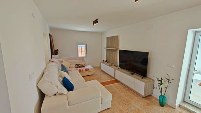 4 soveværelse Byhus til salg i Triana, Vélez-Málaga - € 186.550 (Ref: 9921431)