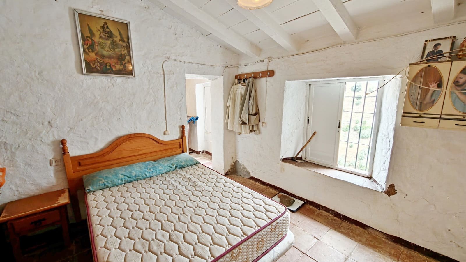 4 bedroom Apartment for sale in Almachar - € 185,000 (Ref: 9926327)