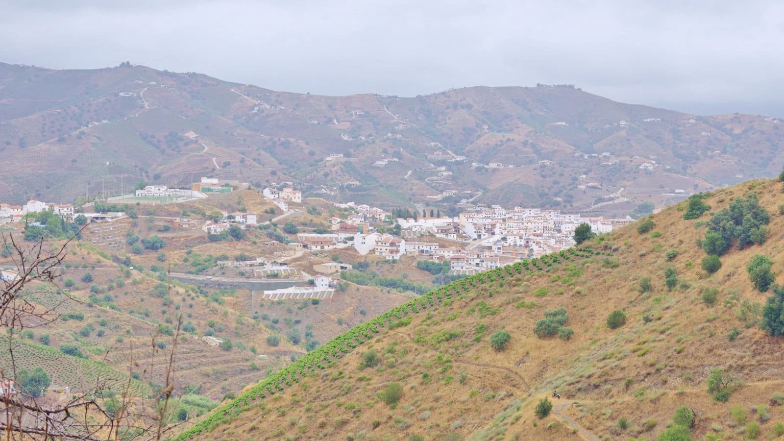4 bedroom Apartment for sale in Almachar - € 185,000 (Ref: 9926327)
