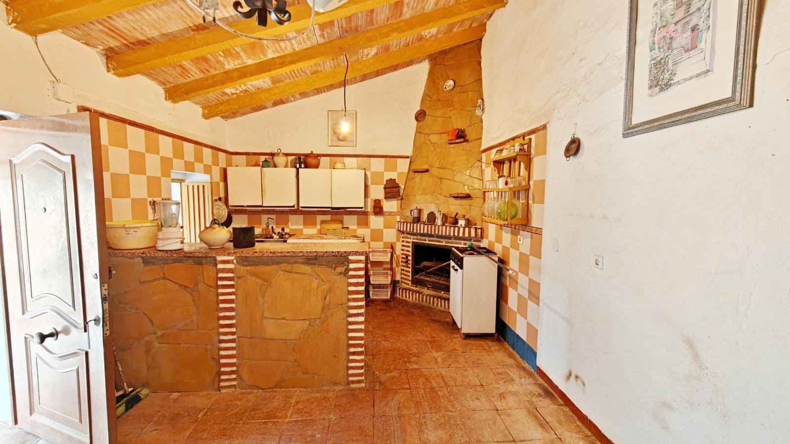 4 bedroom Apartment for sale in Almachar - € 185,000 (Ref: 9926327)