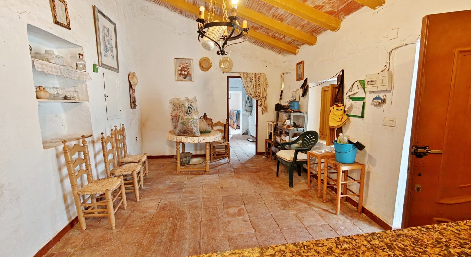 4 bedroom Apartment for sale in Almachar - € 185,000 (Ref: 9926327)