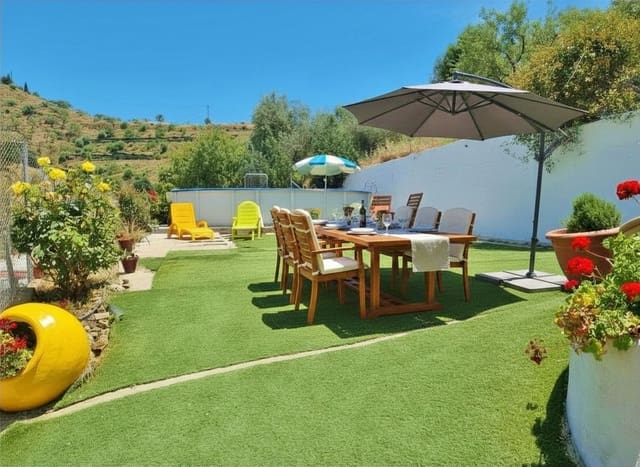 5 bedroom Finca/Country House for sale in Canillas de Aceituno with pool garage - € 239,000 (Ref: 9937404)