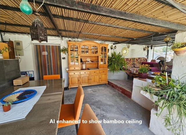 5 bedroom Finca/Country House for sale in Canillas de Aceituno with pool garage - € 239,000 (Ref: 9937404)