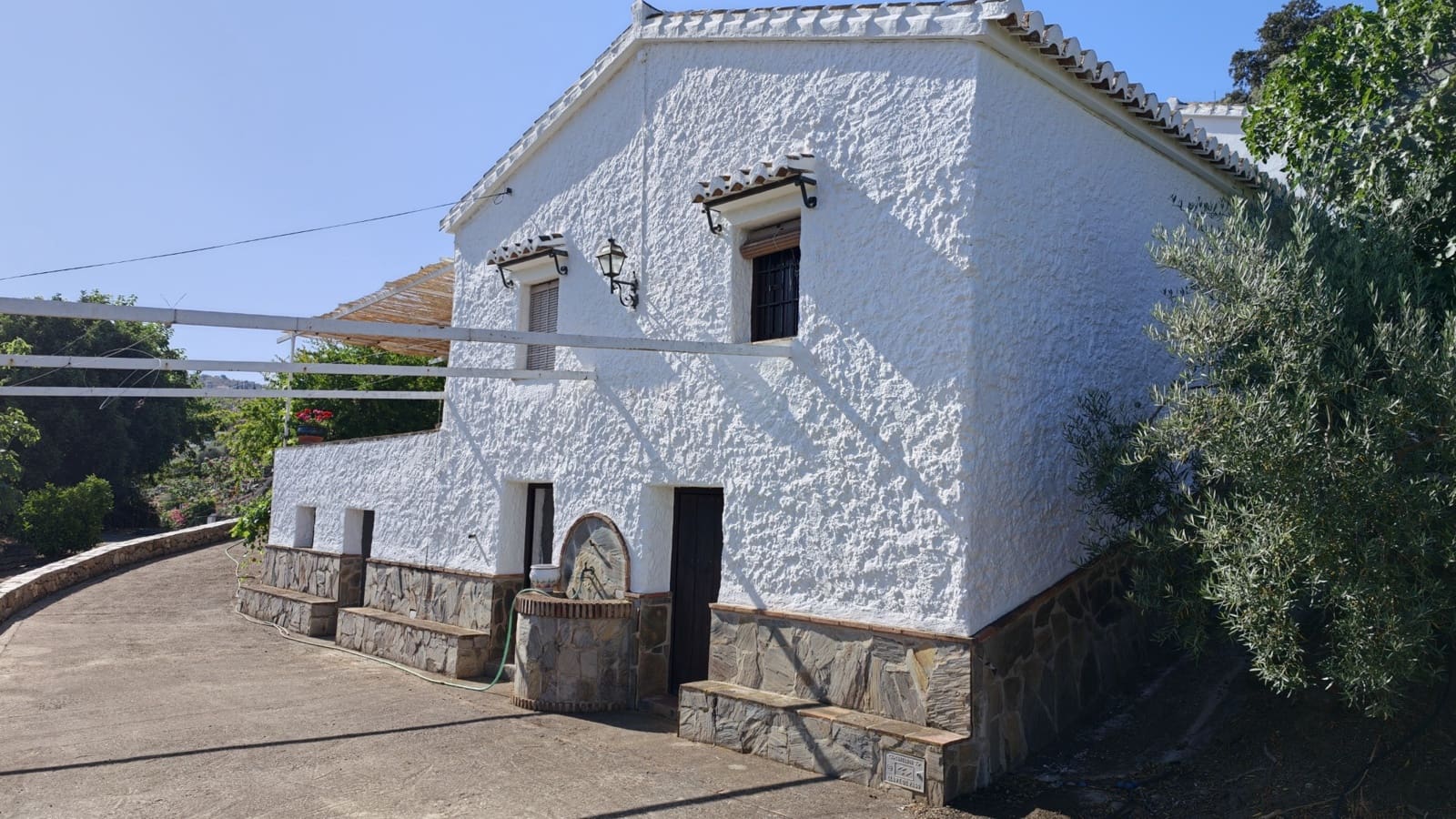 4 soverom Finca/Herregård til salgs i Canillas de Aceituno - € 320 000 (Ref: 9937405)