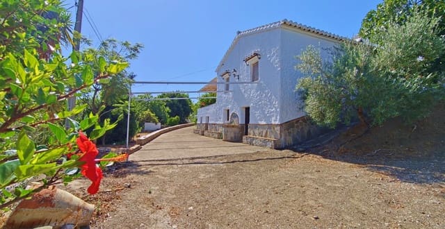 4 soverom Finca/Herregård til salgs i Canillas de Aceituno - € 320 000 (Ref: 9937405)