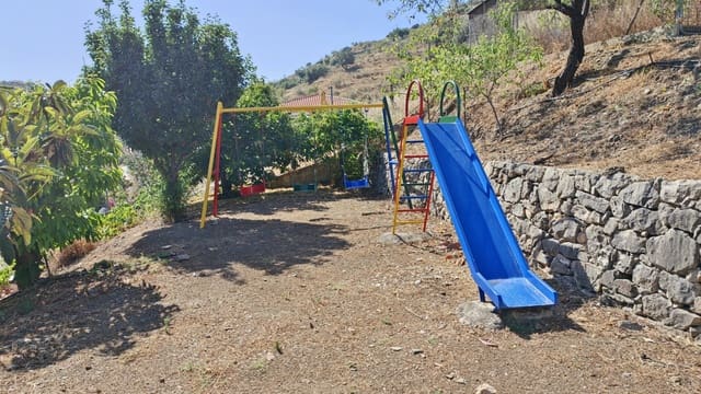 4 soverom Finca/Herregård til salgs i Canillas de Aceituno - € 320 000 (Ref: 9937405)