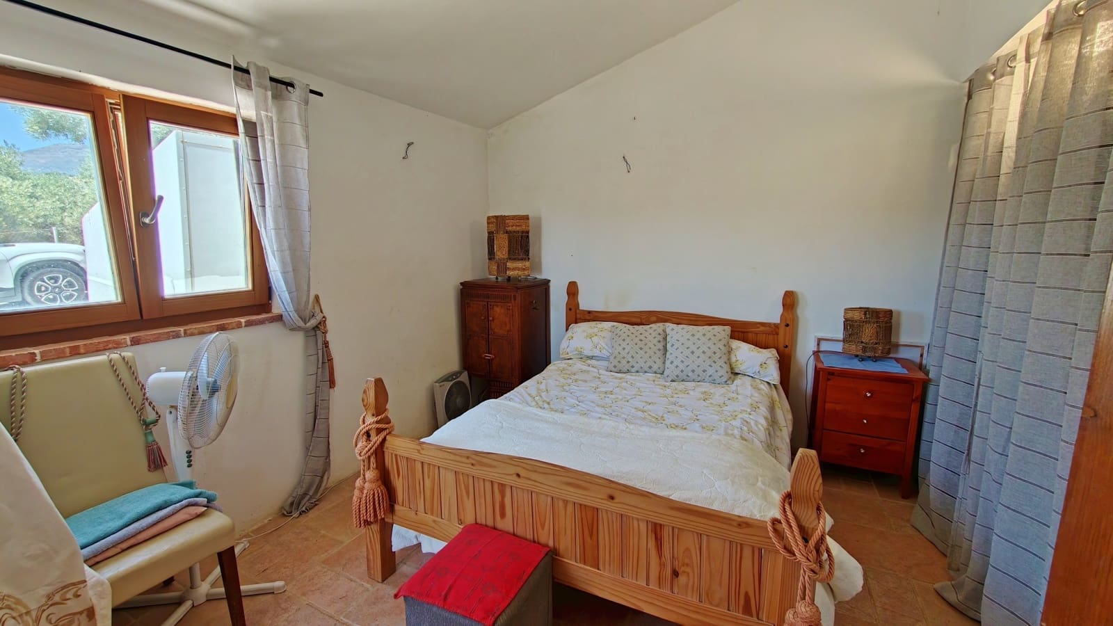 2 sovrum Finca/Hus på landet till salu i Periana med pool - 339 000 € (Ref: 9940995)