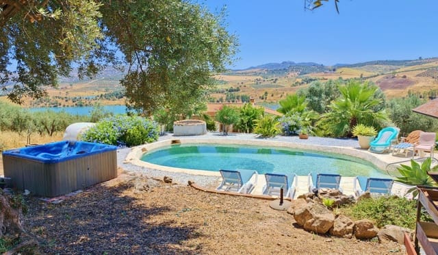 2 sovrum Finca/Hus på landet till salu i Periana med pool - 339 000 € (Ref: 9940995)