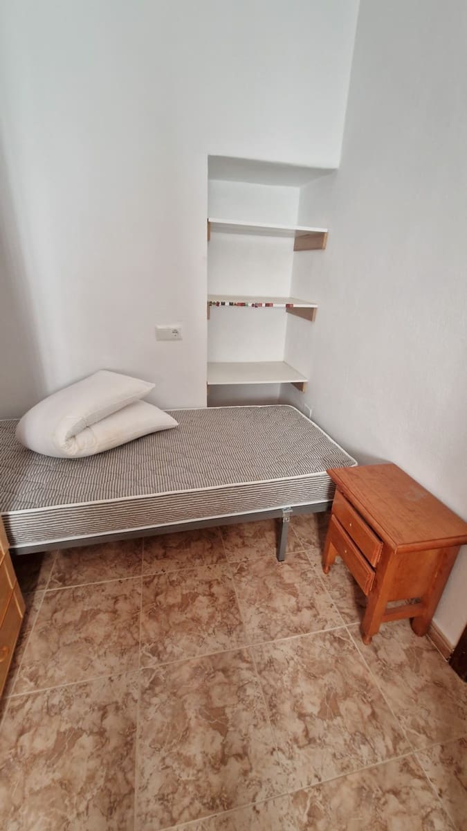 5 bedroom Finca/Country House for sale in Comares with garage - € 295,000 (Ref: 9972318)