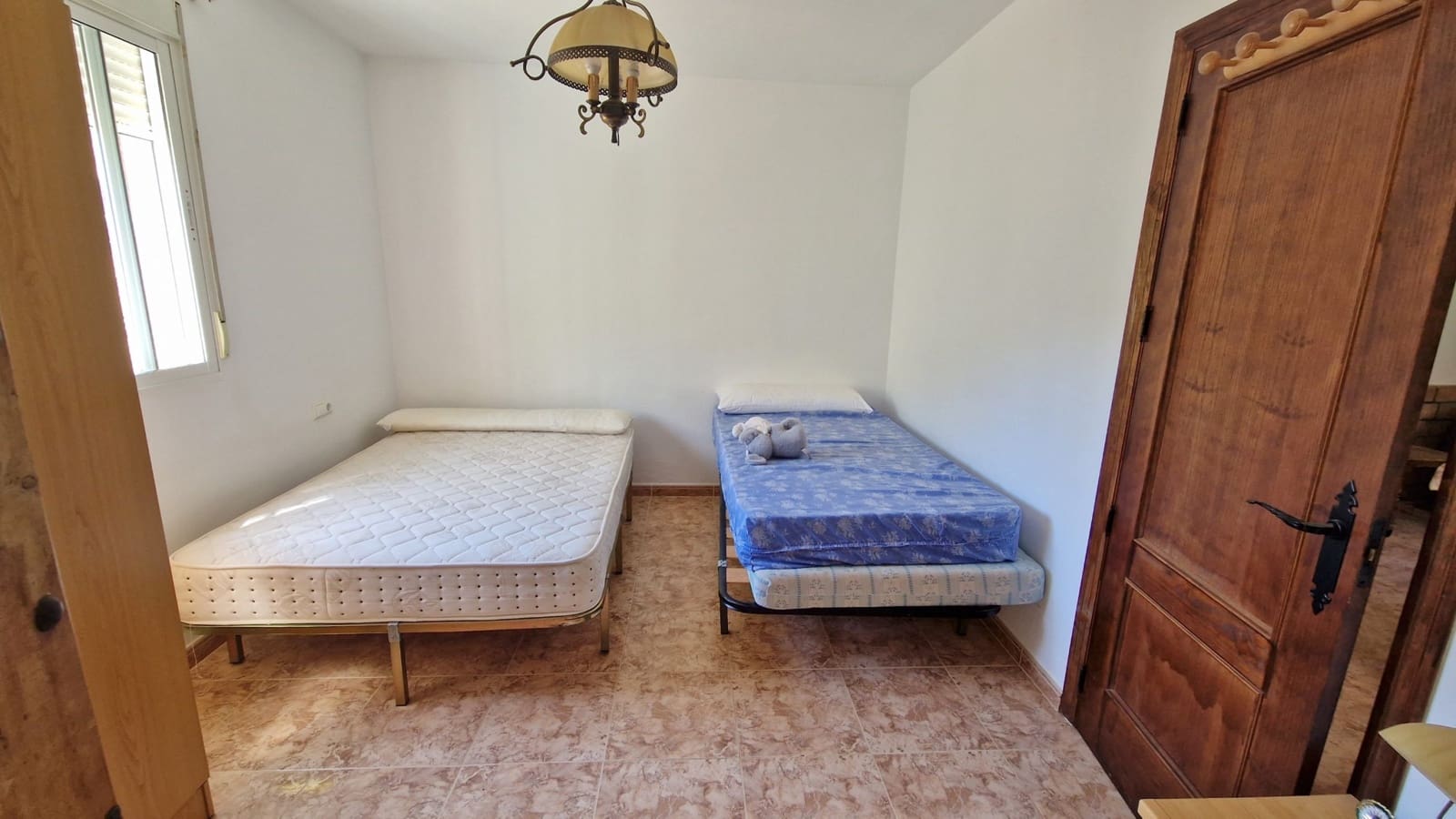 5 bedroom Finca/Country House for sale in Comares with garage - € 295,000 (Ref: 9972318)