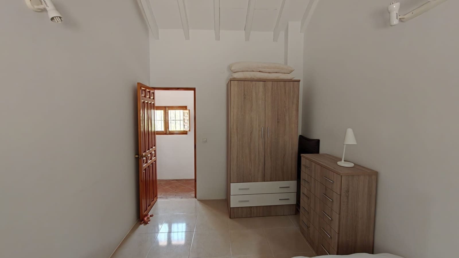 2 slaapkamer Finca/Landhuis te koop in Comares met garage - € 179.000 (Ref: 9984074)