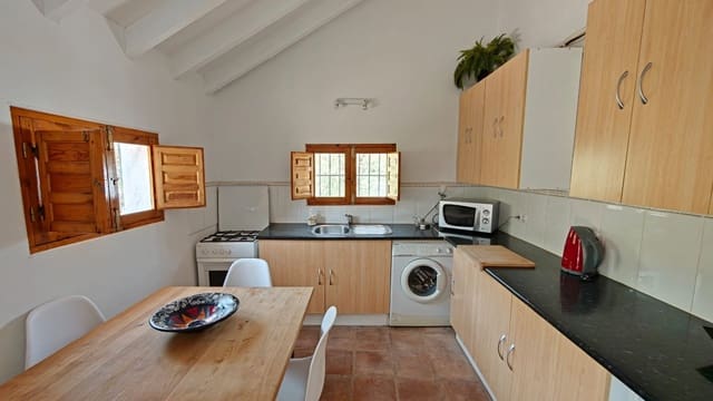 2 soverom Finca/Herregård til salgs i Comares med garasje - € 179 000 (Ref: 9984074)