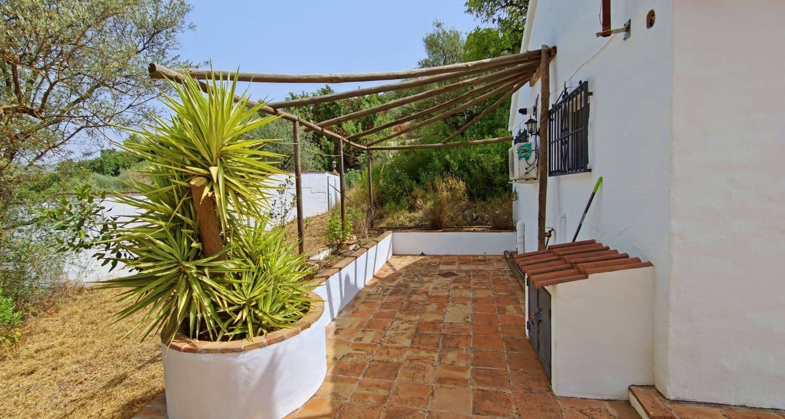2 sovrum Finca/Hus på landet till salu i Comares med garage - 179 000 € (Ref: 9984074)