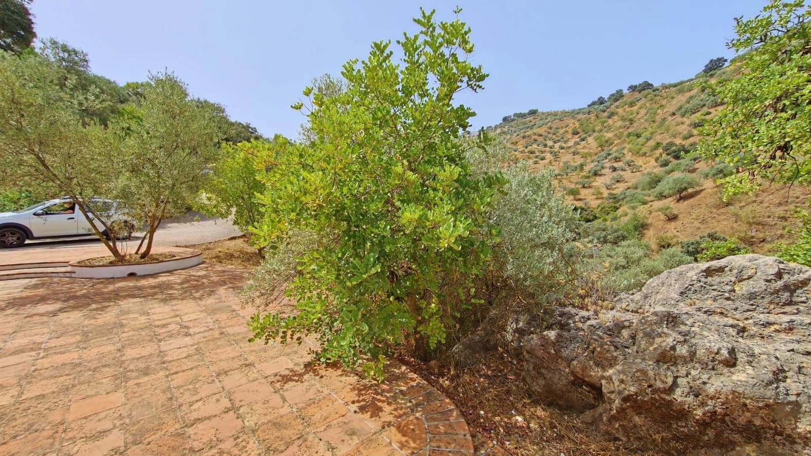 2 sovrum Finca/Hus på landet till salu i Comares med garage - 179 000 € (Ref: 9984074)