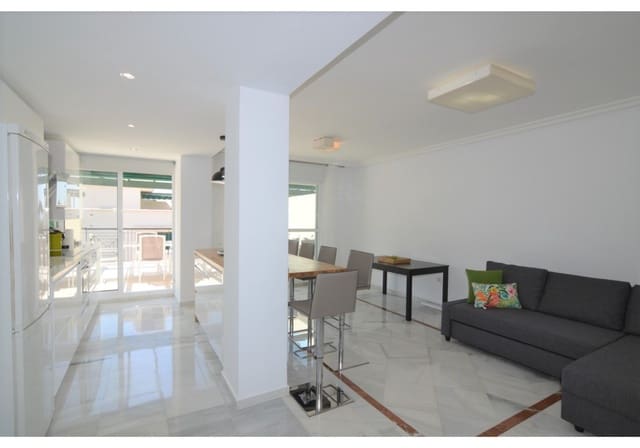 2 quarto Penthouse para arrendamento para férias em Nueva Andalucia, Marbella com piscina Garagem - 1 500 € (Ref: 6091019)