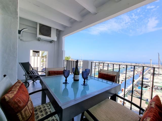 2 soverom Penthouse til salgs i Puerto Banus, Marbella - € 790 000 (Ref: 6387624)
