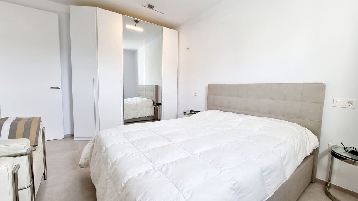 2 slaapkamer Appartement te koop in Puerto Banus - € 550.000 (Ref: 6774113)