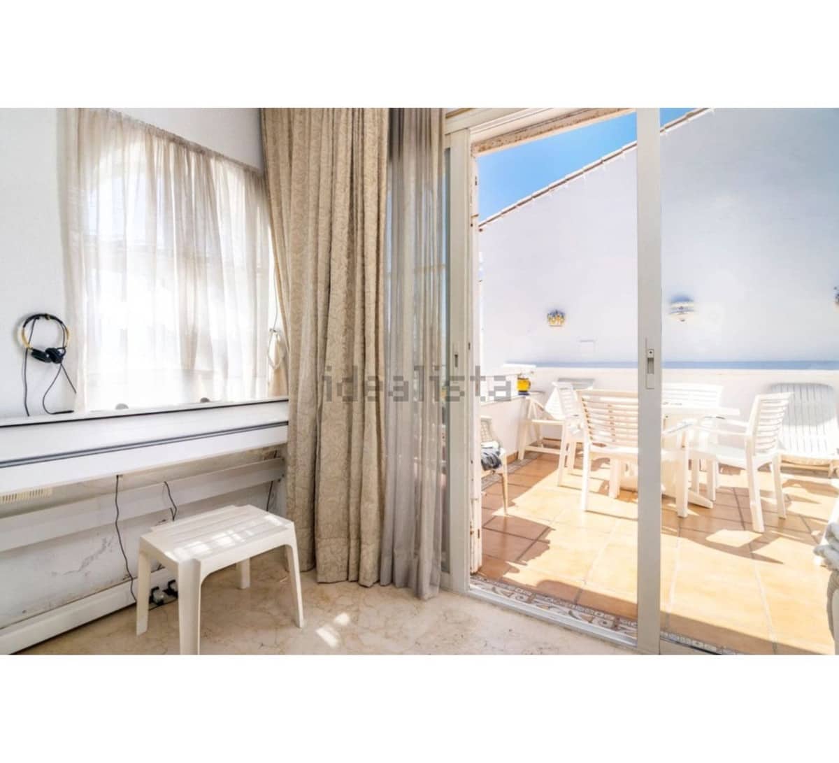 2 soveværelse Penthouse til salg i El Paraiso med swimmingpool - € 299.000 (Ref: 7519560)