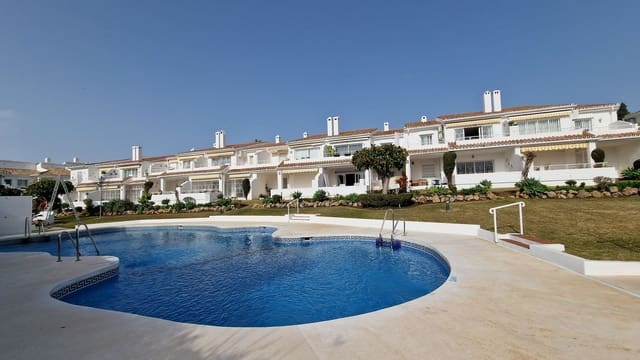 2 quarto Penthouse para venda em El Paraiso, Estepona com piscina - 299 000 € (Ref: 7519560)