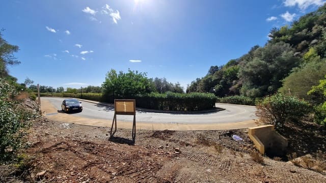 Tontti myytävänä paikassa Marbella - 690 000 € (Ref: 7854309)