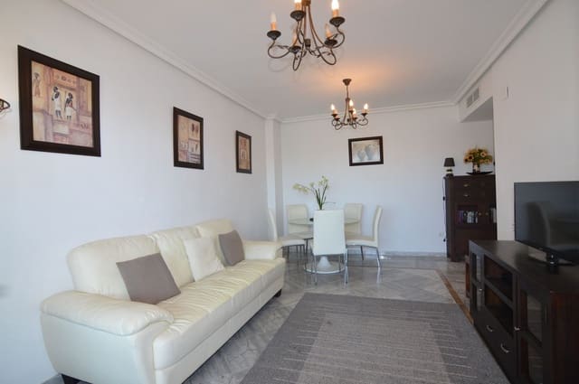 2 quarto Apartamento para arrendamento para férias em Nueva Andalucia, Marbella com piscina Garagem - 1 100 € (Ref: 8331032)