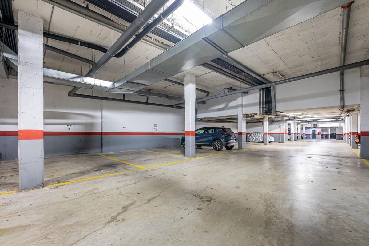 2 quarto Apartamento para arrendamento para férias em Nueva Andalucia com piscina Garagem - 1 100 € (Ref: 8331032)