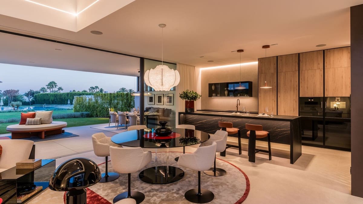 Pareado de 4 habitaciones en Marbella en venta con piscina garaje - 7.900.000 € (Ref: 8553134)