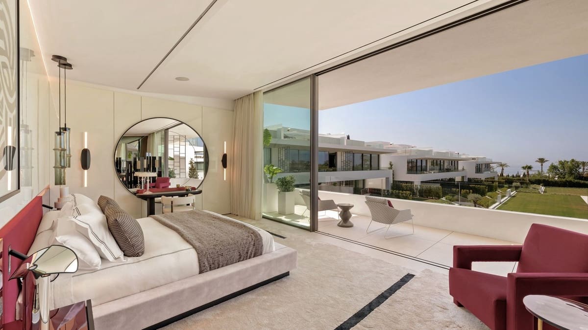 Pareado de 4 habitaciones en Marbella en venta con piscina garaje - 7.900.000 € (Ref: 8553134)