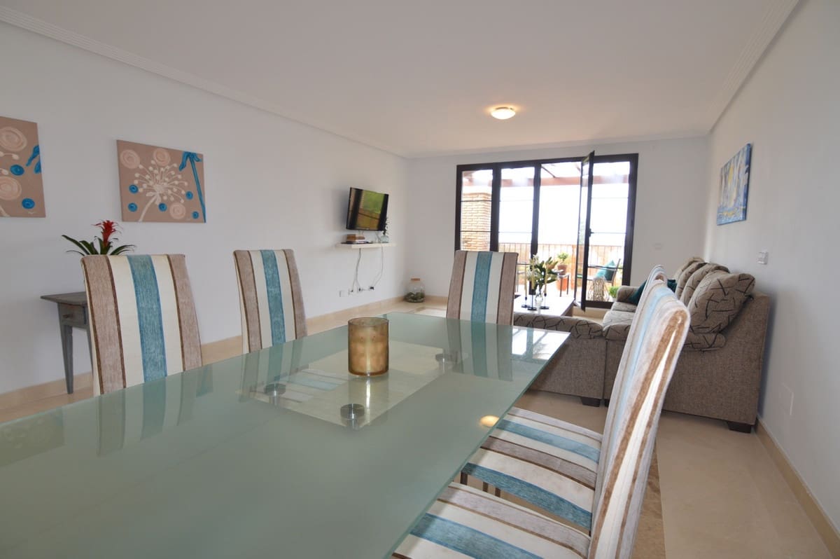 3 soverom Penthouse til salgs i Los Arqueros med svømmebasseng garasje - € 560 000 (Ref: 8569445)