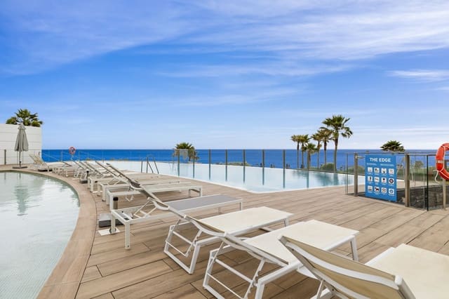 4 sovrum Takvåning till salu i Estepona med pool garage - 1 350 000 € (Ref: 9509451)