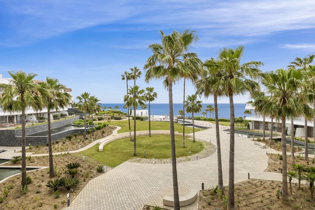 4 soveværelse Penthouse til salg i Estepona med swimmingpool garage - € 1.350.000 (Ref: 9509451)