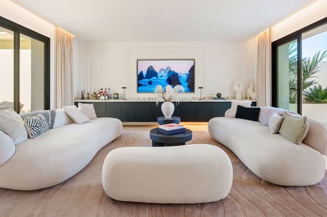 3 soverom Penthouse til salgs i Nueva Andalucia, Marbella med svømmebasseng garasje - € 2 750 000 (Ref: 9509452)