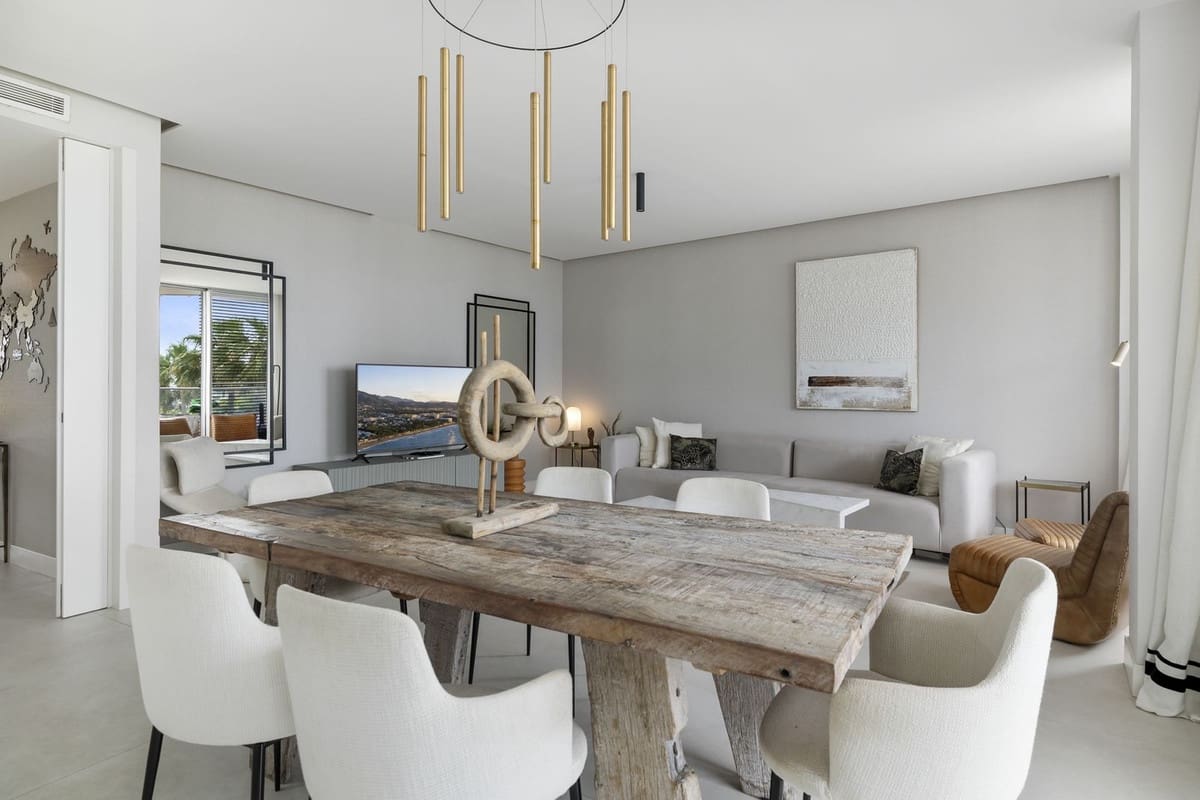 3 Zimmer Apartment zu verkaufen in Estepona mit Pool Garage - 995.000 € (Ref: 9509453)