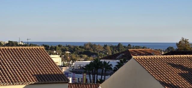 3 soverom Penthouse til salgs i Marbella med svømmebasseng garasje - € 795 000 (Ref: 9509454)