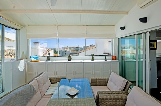 3 bedroom Penthouse for sale in Puerto Banus, Marbella with pool garage - € 1,197,000 (Ref: 9509458)