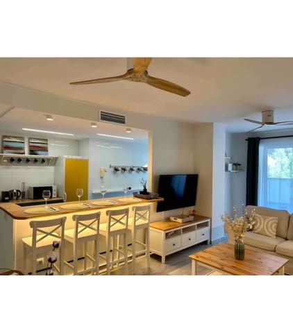 2 soverom Leilighet til salgs i Nueva Andalucia, Marbella med svømmebasseng garasje - € 360 000 (Ref: 9509459)